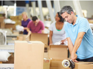 博殼松包裝團(tuán)隊將幫助您選擇并提供最具成本效益的材料。我們負(fù)責(zé)整個包裝流程，包括包裝指導(dǎo)，并確保貨物運(yùn)輸安全。On-site Packing services by Boxon