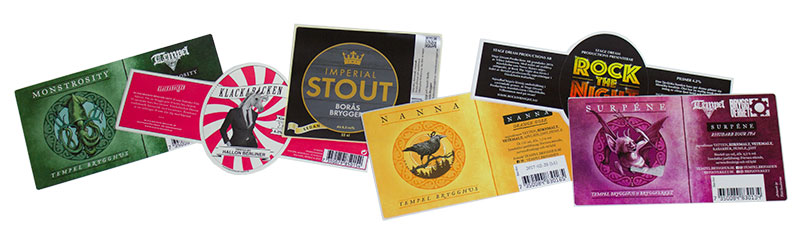 博殼松的標(biāo)簽包含從服裝標(biāo)簽的洗滌說明到運輸和物流領(lǐng)域的國際標(biāo)準(zhǔn)標(biāo)簽，以及其他類別。