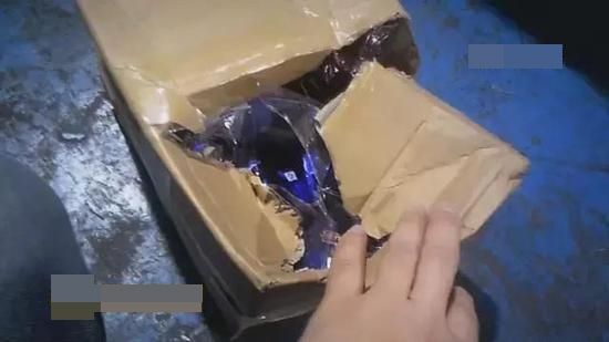 傳統(tǒng)快遞紙箱